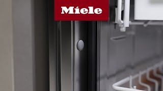 Hoe vervang ik de afsluitdop van mijn Miele vaatwasser  Miele [upl. by Clyte282]