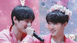 taekook whatsapp status tamil yathi yathi song  full screen [upl. by Kizzie52]