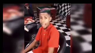 Niño brasileño cantando dingo bell🎅🏻 [upl. by Drhacir]