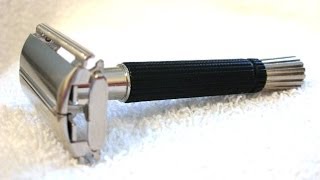 1967 Gillette Supper Speed Black Handle Review  Edwin Jagger Sale [upl. by Norrv]