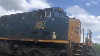 CSX M893 with LampN heritage unit gets ready for a pickup on 41024 [upl. by Fowler]