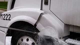 How to effectively 2 Step Truck Wash without a brush [upl. by Kathi]