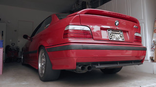 BMW E36 M3 cold start up and exhaust sound [upl. by Einaeg]