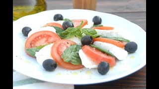 Ensalada caprese  Receta fácil y rápida [upl. by Lyrahs]