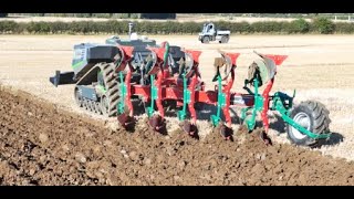 Kverneland Lo85 Onland ploughing with Agxeed Agbot at Tillage Live 2024 Tadcaster Pflügen ploegen [upl. by Mulligan]