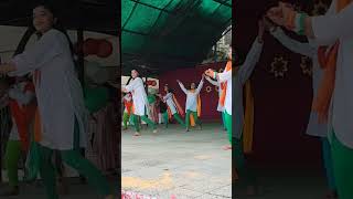 Group Dance 🩰 By Kviansgroup dance school prayagaraj [upl. by Enoyrt70]