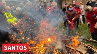 PALJENJE BADNJAKA I KORINĐAŠI NA BADNJI DAN [upl. by Brockwell]