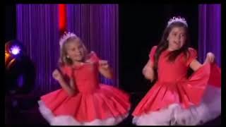 Sophia Grace amp Rosie Perform Thrift Shop on Ellen show [upl. by Cantu895]