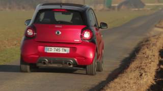 Essai Smart Forfour 09 109ch BRABUS Xclusive [upl. by Ghassan]