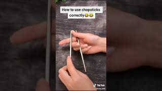 how to use chopsticks correctly ctto [upl. by Silsby]