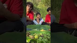 Jungle me fruit 🍓 eating souravjoshivlogs funny comedy vlog [upl. by Eusoj]