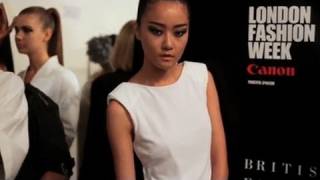 Lisa Eldridge Makeup Look  London Fashion Week [upl. by Hakceber]