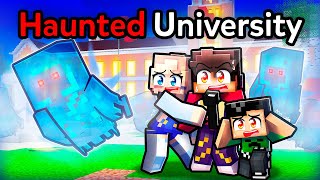 Sneaking into a HAUNTED UNIVERSITY in Minecraft [upl. by Nelyahs]