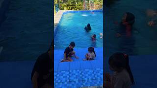 Berenang di pinggir kolam karna takut [upl. by Nnylyram]