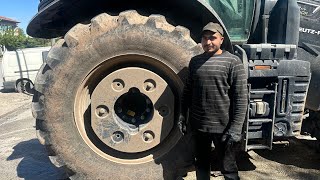 Dev Traktör Yıkadık Washing a GIANT TRACTOR How to wash muddy tractor  satisfying deep clean [upl. by Annairol]