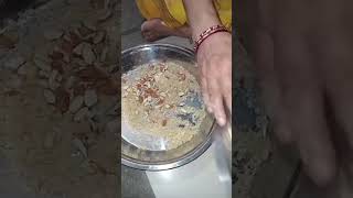 Tasty gond ke laddu yummy healthyfood [upl. by Drud876]