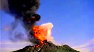 mauna loa world biggest volcano erupts amazing video [upl. by Dinin]