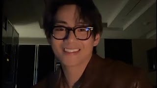 BTS V Weverse live 20231020 [upl. by Bhayani]