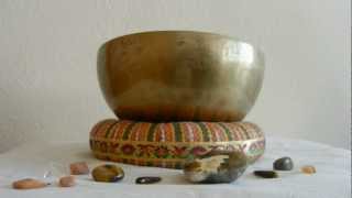 Korte Chakra Meditatie met Klankschalen  Singing bowls chakra balancing [upl. by Vinn]