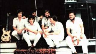 Formatia STELELE Timisoara 1980 Repliuc Mara Kayser Freddy Stauber Romania clip1 Ciuchitu Clasic20 [upl. by Nauqed]