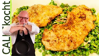 Pariser Schnitzel mit feinen Erbsen quotPariser Artquot Rezept  CALLEkocht [upl. by Valerye667]