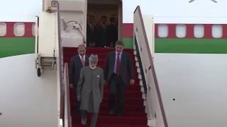 His Majesty Sultan Qaboos bin Said returns to Oman from Germany [upl. by Lehplar977]