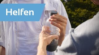 Behinderten HELFEN – Wie es richtig geht [upl. by Ateval844]