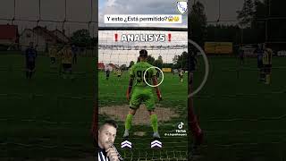 En la ejecución de un penal ¿Se puede hacer esta maniobra videosdefutbol clipsdefutbol LCR [upl. by Ardnama]