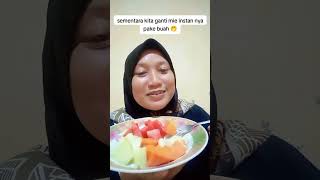 Bismillahirrahmanirrahim hari pertama makan semuaorang food dailyminivlog makanansehat [upl. by Ecinreb]