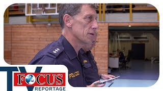 Knallharte Prüfung  Der Aufnahmetest der Polizei  Focus TV Reportage [upl. by Dincolo]