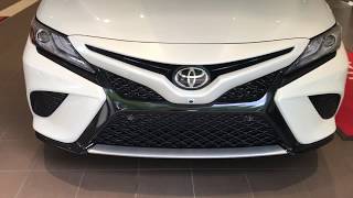 2018 Toyota Camry XSE Pasear en espanol Por Jesse [upl. by Lotsirhc]