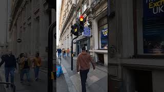 City Of London Bishopsgate A10 Siemens Helios CLS Traffic Lights Pedestrian Crossing [upl. by Ramal]