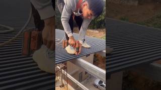 Installation process of steel structure roof insulation aluminum tiles [upl. by Findlay]