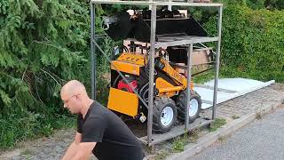 Unboxing mini skidsteer loader Hysoon 380 Loongsheen lxhy380 [upl. by Andy]