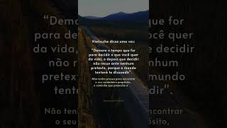 Frase do filósofo Friedrich Nietzsche sobre vida e propósito [upl. by Rambert331]