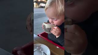 Que fofo 🥰 créditos gunnerthektokid cute baby cafe meme [upl. by Opal]