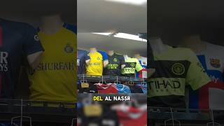 Recorriendo el Mercado de Camisetas de Fútbol en Gamarra [upl. by Sheffy]