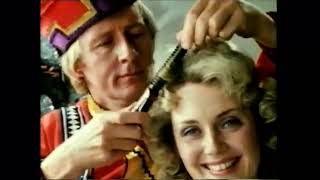 WOOLWORTHS CHRISTMAS ADVERT 1982 ALICE IN WONDERLAND [upl. by Elenaj388]