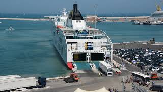 Shipfriendsgr  Hellenic Spirit 23 07 17 discharging Ancona [upl. by Berk]