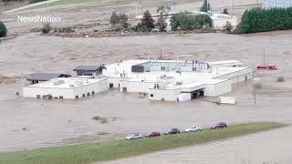 Watch patients get rescued from severe Hurricane Helene flooding on Tennessee hospital roof [upl. by Davidde]