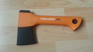 Fiskars X5 XXS Hatchet [upl. by Nileve642]