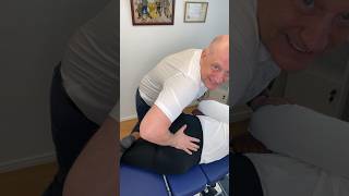 Chiropractic adjustment of the Sacroiliac joint with drop Kiropraktorerik [upl. by Aizat881]