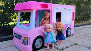 Camper  Elsa amp Anna toddlers  Barbie  picnic  RV  nature [upl. by Ainimreh]