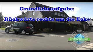 Grundfahraufgabe  Rückwärts um die Ecke  Prüfungsfahrt  Fahrstunde [upl. by Retluoc410]