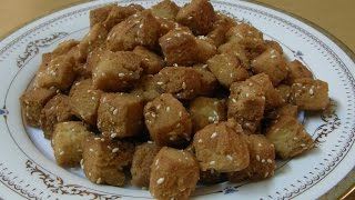 Shakarpara with Recipe  Crispy Sweet Shakarpara  Shankarpali [upl. by Hameerak]