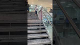 Andando com a bengala no shopping  William com deficiência visual superação shorts [upl. by Magill]