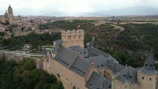 🔝¡ SEGOVIA Un viaje al corazón de España  vista aérea alcazar de segovia drone footage 🏰 [upl. by Alphonse]