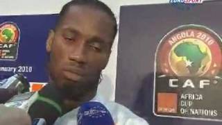 Drogba sous le choc apres le match Algerie  Cote DIvoire 32 [upl. by Kuhlman]