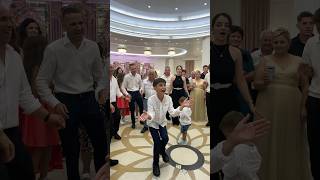 Sa bukur kercen djali vogel 😍 dasmatshqiptare wedding albania love dance dasmat viral [upl. by Idnir488]