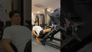 Panturrilha no Leg Press 45 com 220 kg 💯⚡️🔥💀 treino musculação personaltrainer [upl. by Georgette]